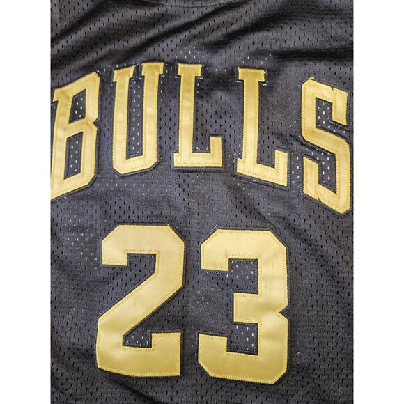 Youth Medium Michael Jordan Mitchell &Ness Hardwood Classics Size Medium Black - Picture 3 of 6